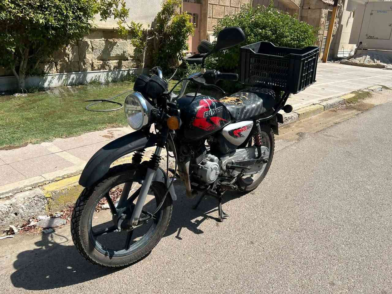 دراجه بوكسر اربعه كير للبيع للاستفسار الاتصال على الرقم
*********** فقط اتصال
