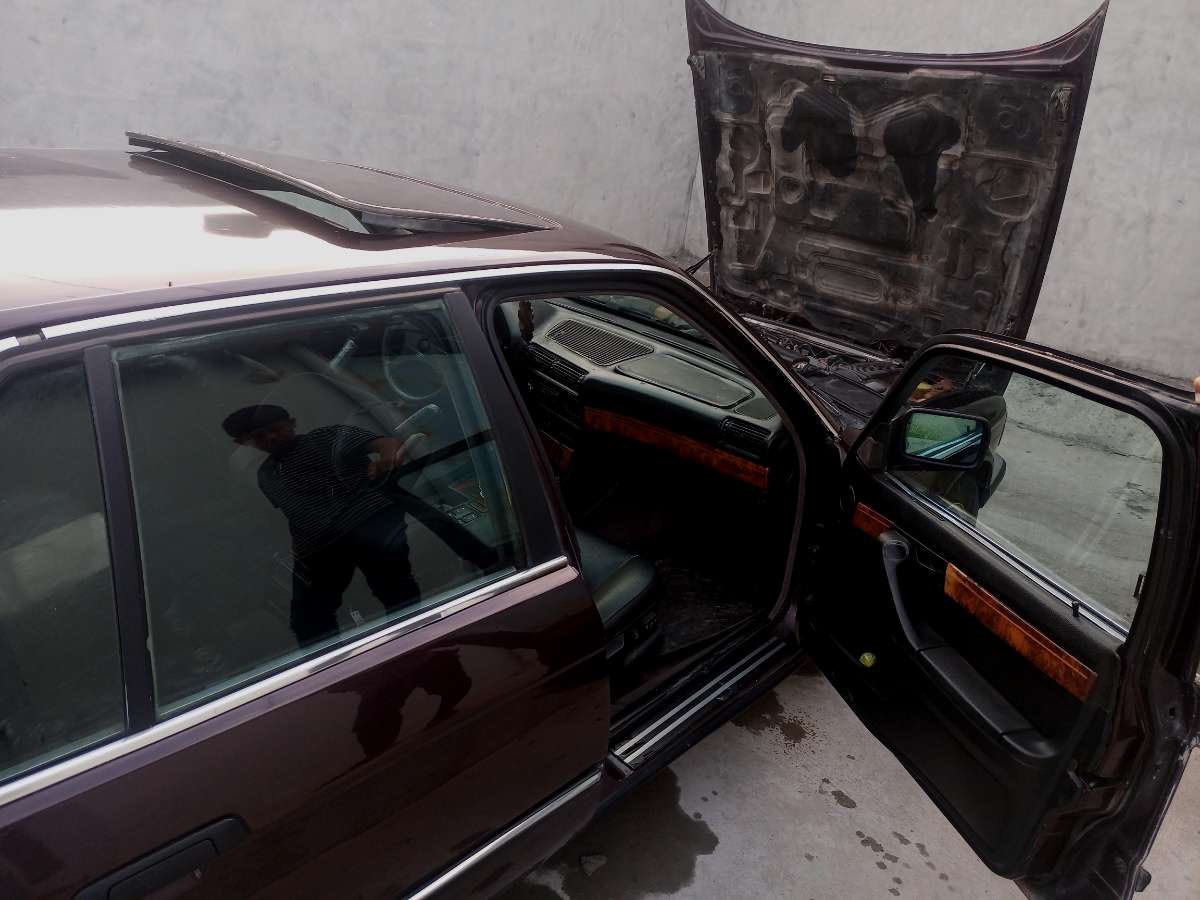 رمضان مبارك علينا وعليكم
BMW 730, 6v
المكينه 735 , 3.5
مكينه وكير واكسل مكفولات
حداديه جديده تخم تاير 
تشغيل عن بُعد بصمه ومراوح كهربائية مروحتين، الكشنات كهرباء وسلايت شغّال
دبل Air back، دبل جكمجه، دكمتين و٣ برد
التبريد ثلج ادامه جديده 
السياره جاهزه من كلشي
السعر ٦٣ وبيها مجال للشراي


**إذا كنت صاحب هذا الإعلان وتريد حذفه لأي سبب، رجاءا أرسل رسالة إلى الدعم الفني**