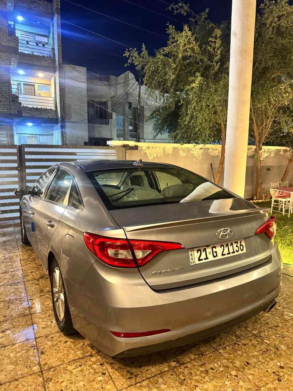 السلام عليكم 
للبيع سوناتا موديل 2016
رقم سليمانيه بأسمي تحويل ثاني يوم 
نص مواصفات 
حادثها موضح بالصور باب السايق مصلح ومصبوغ والي ورا مبدل ومصبوغ والجاملغ هم بي صبغ 
السيارة جاهزة تحتاج فقط ملاحظات بالصدر 
السيارة ماشيه 149 الف ميل 
السعر 120 وبي مجال 
للتواصل ***********
العنوان بغداد المنصور بغداد, العراق
