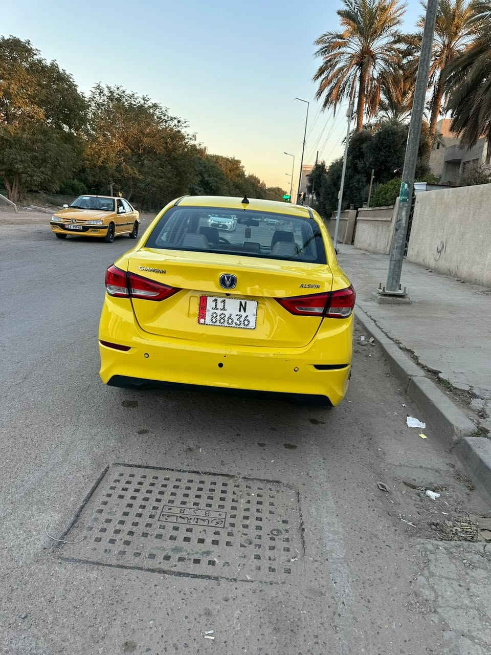 السلام عليكم
شانجان 2024
بيها صبغ صفحة السايق
ماشية 104
مكينة وكير خير من الله
بيها منضومة غاز 
صدر جديد
مدوشمة داخل جديد
السعر 100وبيها مجال
مكان السيارة بغداد الكرخ
للاستفسار ***********
