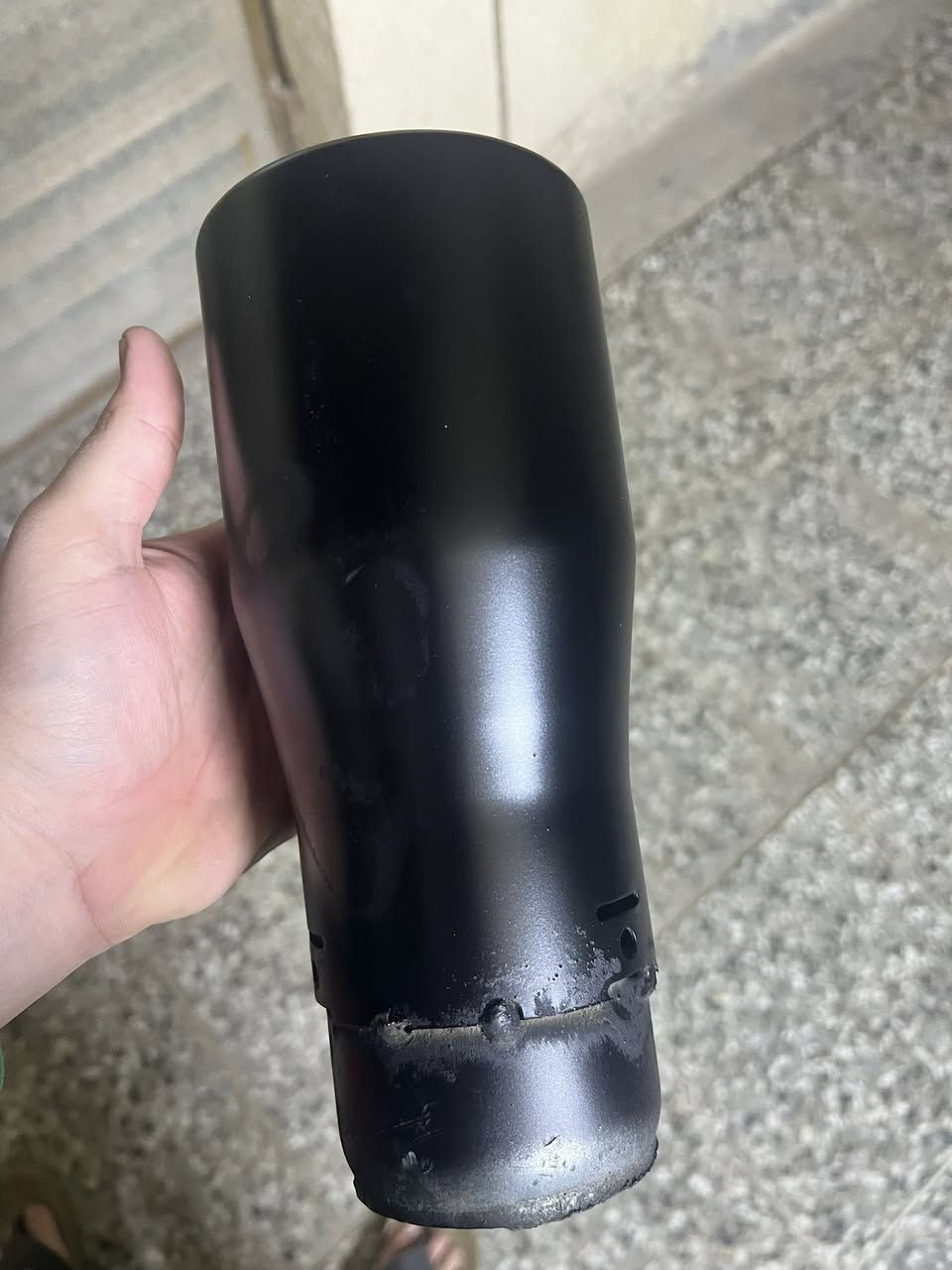 غراض للبيع 
1-حلوك ٤ انج جدد ٤٠
2-سبيسر زوج اصليات٦٠
3-دواسات جارجر srt ٦٠
4-بك لايت جالنجر ٢٠١٤ كامل٣ قطع اصلي تفصيخ٢٥٠
5-سبايدر جالنجر ٣٠
6-دبات مكنه فلو اصليات زوجv8 ١٥٠
7-وصطيات كات باك زوج اصليات ٦٠
مكاني بغداد ***********
