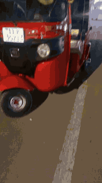 السلام عليكم تكتك للبيع
موديل18 شهر12 تكتك باسمي 

مصبوغه عام مصار اقل الشهر مجفته تجفيت شركه مكينه تخبل مداور ثاني يوم باسمي السعر 5 وبيه مجال ولحد يكسر بحلال العالم
رقمي(***********)
مكاني بغداد شارع حيفا
