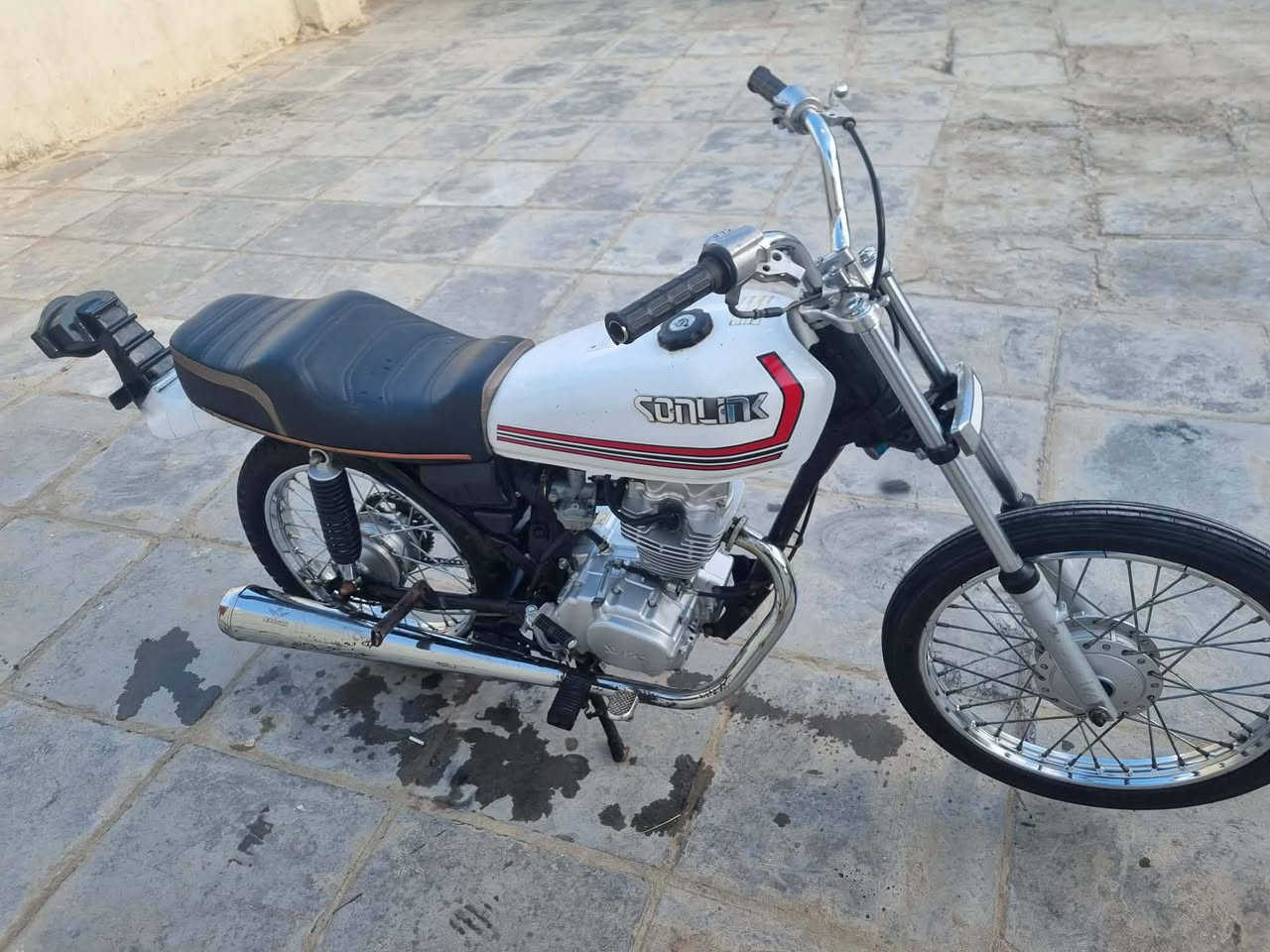 دراجه للبيع تعمير 25 كلك كلك غراض كله اصلي سعر 575 مكان ناصريه مركز ***********
