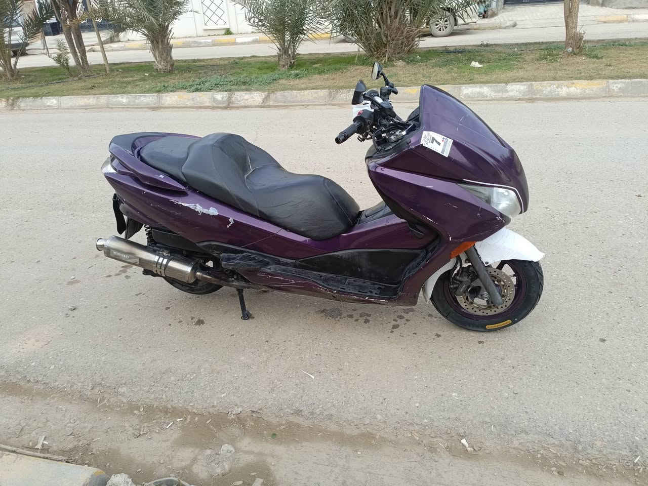 سلام عليكم 
فورزه صفر 10 
وجه بومه منضومت زنون عالي ناصي 
7 كير 4 تحويلات مسجل بلاتوث حملت تلفون حملت ماء صلنصه رياضي دراجه خير من الله كهربائية كامله اي نقص ماكو ستاند حساس كلوب جنطه معروصه موصفات الصفر عشره و قوته اورقه كامله فيتبم جديد بلك جديد دراجه مال جناي مكاني ديالى ***********
