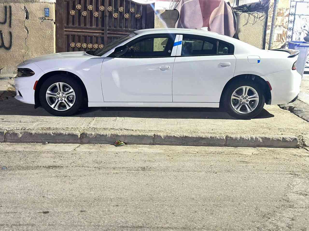 جارجر ٣٦٠٠ 
٦ سلندر 
فول عدا لفتحه 
مكفوله كفاله عامه 
بدون رقم 
السعر26000$
***********
