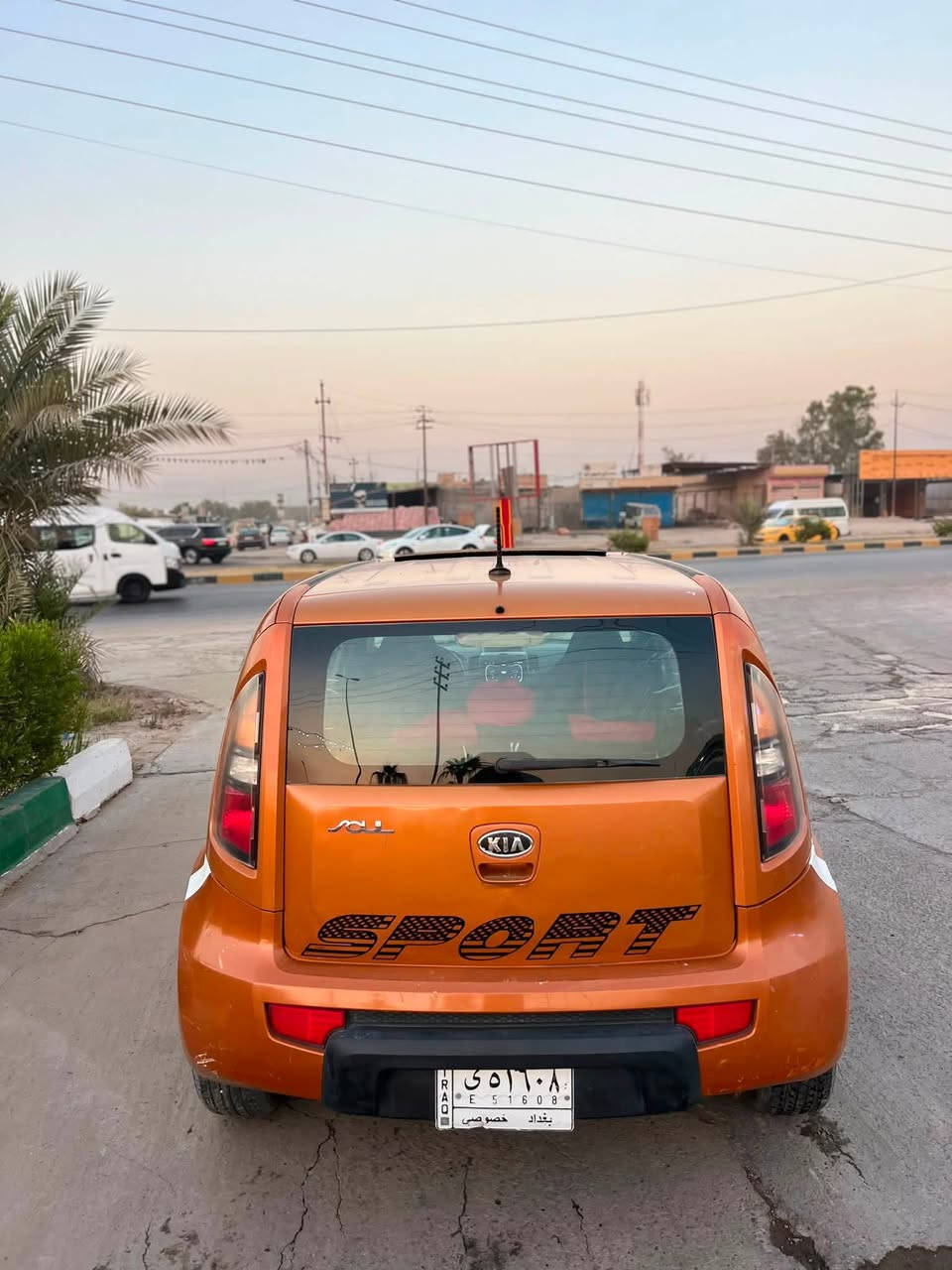 السلام عليكم كيا صول 
موديل  ٢٠١١رقم بغداد فول موصفات
بيها ٣قطع صبغ 
كير ومكينه وحداديه كفاله 
مكينه ٢٠٠٠دوش المرغوب 
سعر٧٩وبيها مجال بسيط 
عنون بابل مشروع المسيب
***********
