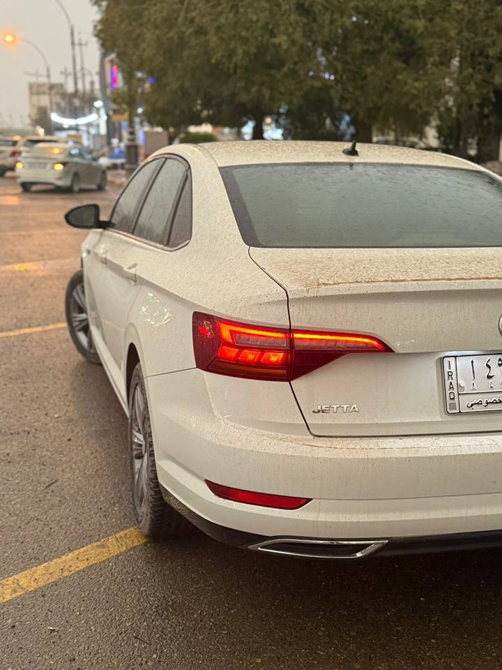 جيتا موديل 2019 مواصفات R line_ رادار امامي خلفي حساسات مرايه كشنات هيتر سقف بانوراما بريك اوتو 
حجم مكينه 1.4 توربو كير محرك كهربايا ابشرط
 كلين سيارة و عنده دفتر بنزين 
السيارة ماشيه 60ميل 
سعر سيارة، 144 وبيها مجال بسيط 
مكان سيارة كركوك شرط تحويل 
السياره خير من الله مآبيه نواقص كلشي جديد بيها الحمدالله 
موصفات
1- مكينه 14 تربو
2-سايد بريك بصمه
3- اوتو هولد
4-شاشه اعطال 
5- رادار امامي خلفي توقف ذاتي
6- نقطه عمياء 
7- تحكم ستيرن فول
ويل 17 كركوك, العراق


**إذا كنت صاحب هذا الإعلان وتريد حذفه لأي سبب، رجاءا أرسل رسالة إلى الدعم الفني**