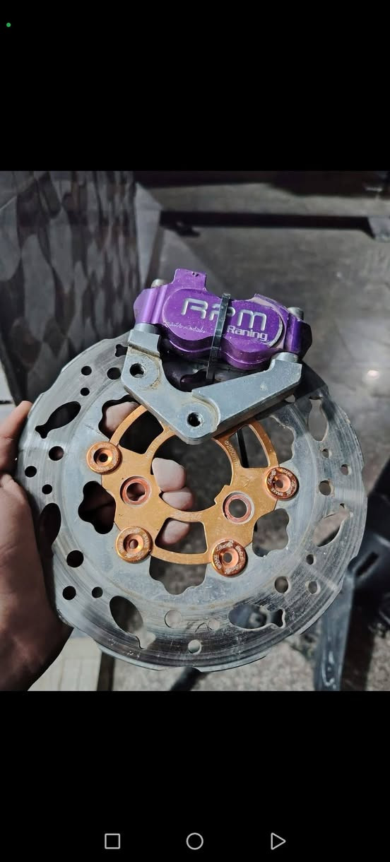 سلام عليكم غراض ماكس للبيع كلهن كفاله  توصيل موجود لكل لعراق
***********
