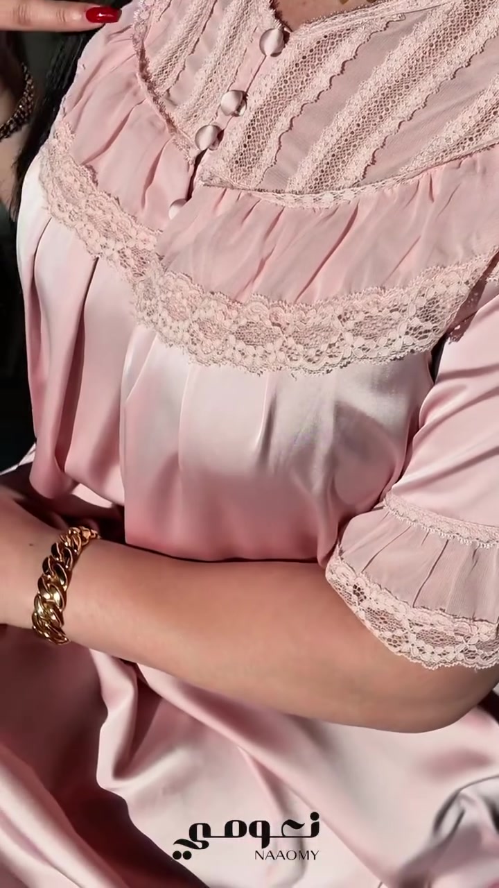 اختاري أناقتكِ مع دشداشة ستان من تنفيذ شركة نعومي 💞

بتصميم أنيق وخامة ستان ناعمة تمنحكِ إطلالة راقية ولمسة أنثوية مميزة.

السعر: 40 ألف

📍 متوفرة لدى فروعنا:

المنصور مول بابيت
زيونة – شارع الربيعي
الأعظمية – شارع الضباط
العمارة – ميسان


**إذا كنت صاحب هذا الإعلان وتريد حذفه لأي سبب، رجاءا أرسل رسالة إلى الدعم الفني**