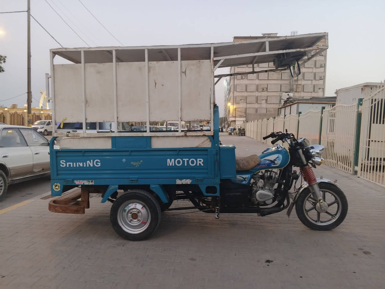 بمليونين ونص وبيها مجال ستوته جمرا مكفوله 
 مديل 23 كوفه سايدين ميثم التمار ***********
