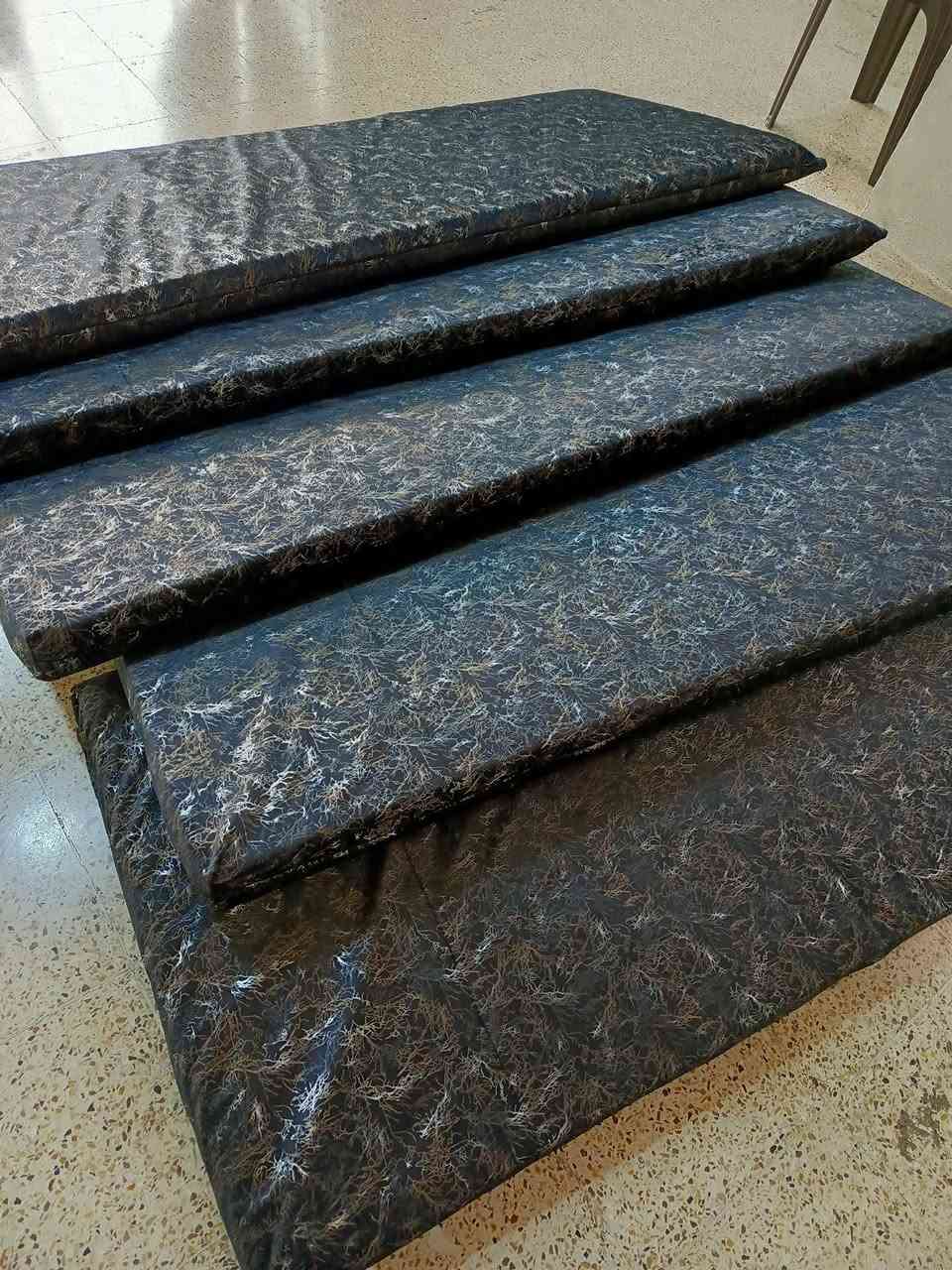 جلسة جديدة ب لون الرصاصي السادة التحفة
نشتغل دواشك ومخدات وكوشات 
سيت مصدات تخت البيبي 
حسب الطلب.. اسعار مناسبة 😍 
متوفر توصيل 💥


**إذا كنت صاحب هذا الإعلان وتريد حذفه لأي سبب، رجاءا أرسل رسالة إلى الدعم الفني**