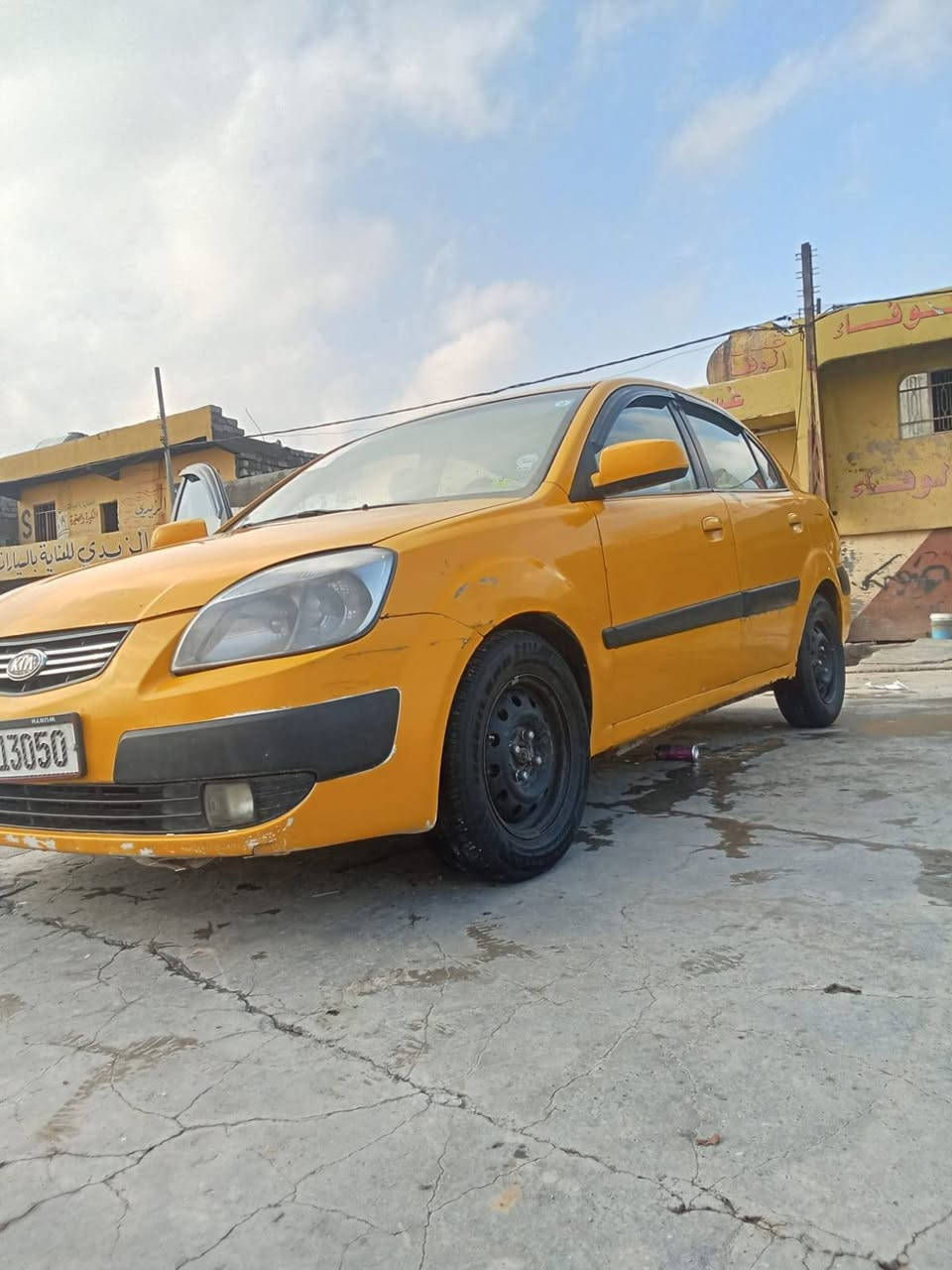 السلام عليكم كيا ريو موديل 2009 أمريكي فول أوتوماتيك مبدل قطعة واحدة صاحبة الشرعي ناحية زمار سنوية 2030 مطلوب 98 وبيها مجال 
***********
