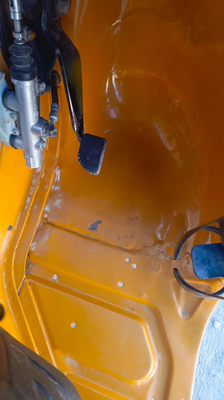 ا
لسلام عليكم تكتك موديل 20 محدثه شكل 21 رقم وسنويه بسمي تحويل ثاني يوم  مكينه خير من الله ما بيها نقص برغي كبل بوجهك للشارع.  مكاني بغداد /الدوره  ***********
