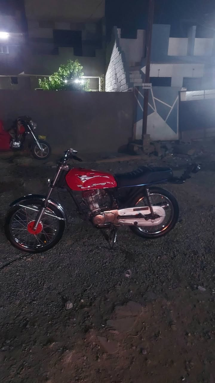 ماطور للبيع سعر ٣٧٥ وبي مجال الشراي يتفضل عل خاص


**إذا كنت صاحب هذا الإعلان وتريد حذفه لأي سبب، رجاءا أرسل رسالة إلى الدعم الفني**