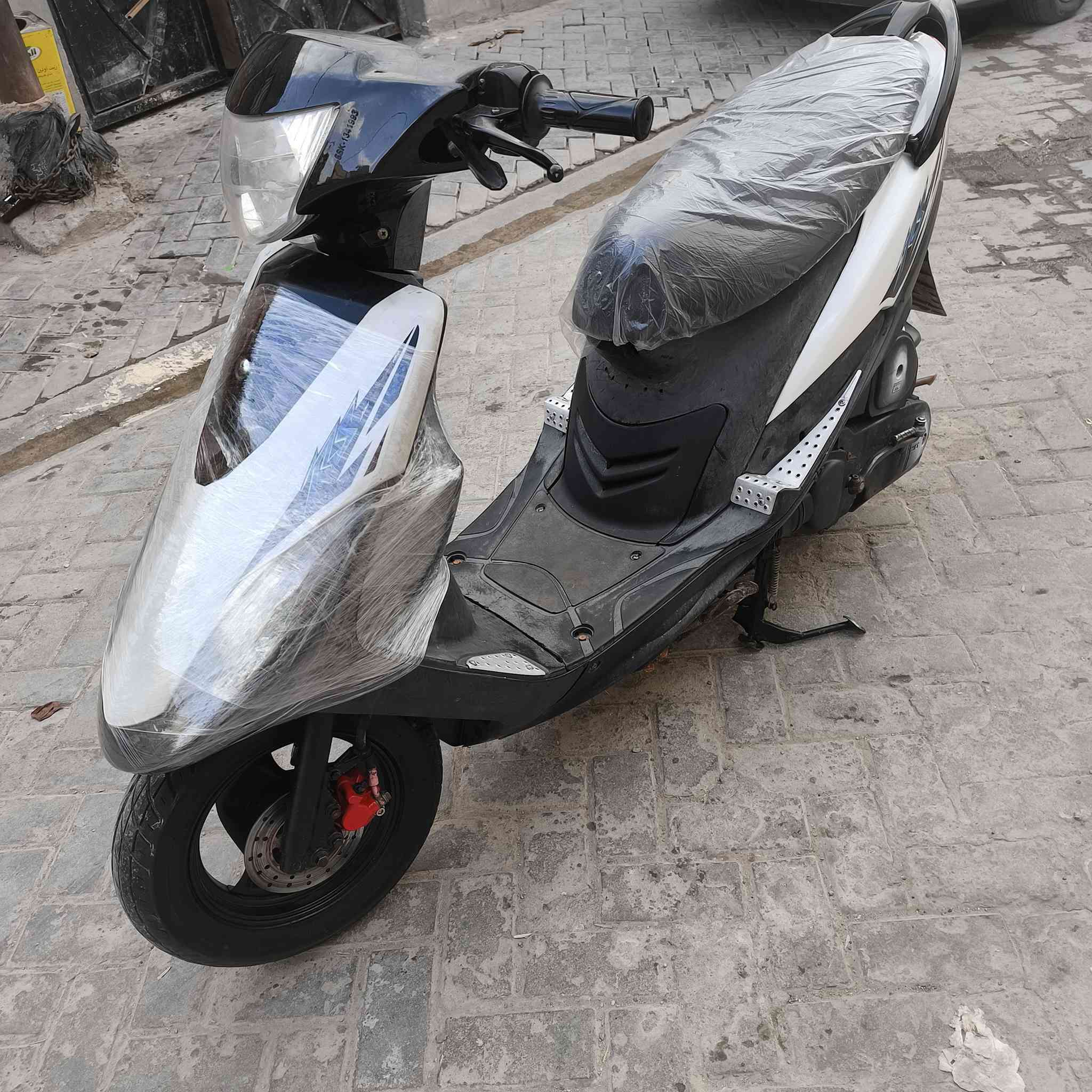 السلام عليكم ماكس عدله مراوس بفورزه حسب القناعه مراوس فقط مكاني مدينه الصدر


**إذا كنت صاحب هذا الإعلان وتريد حذفه لأي سبب، رجاءا أرسل رسالة إلى الدعم الفني**