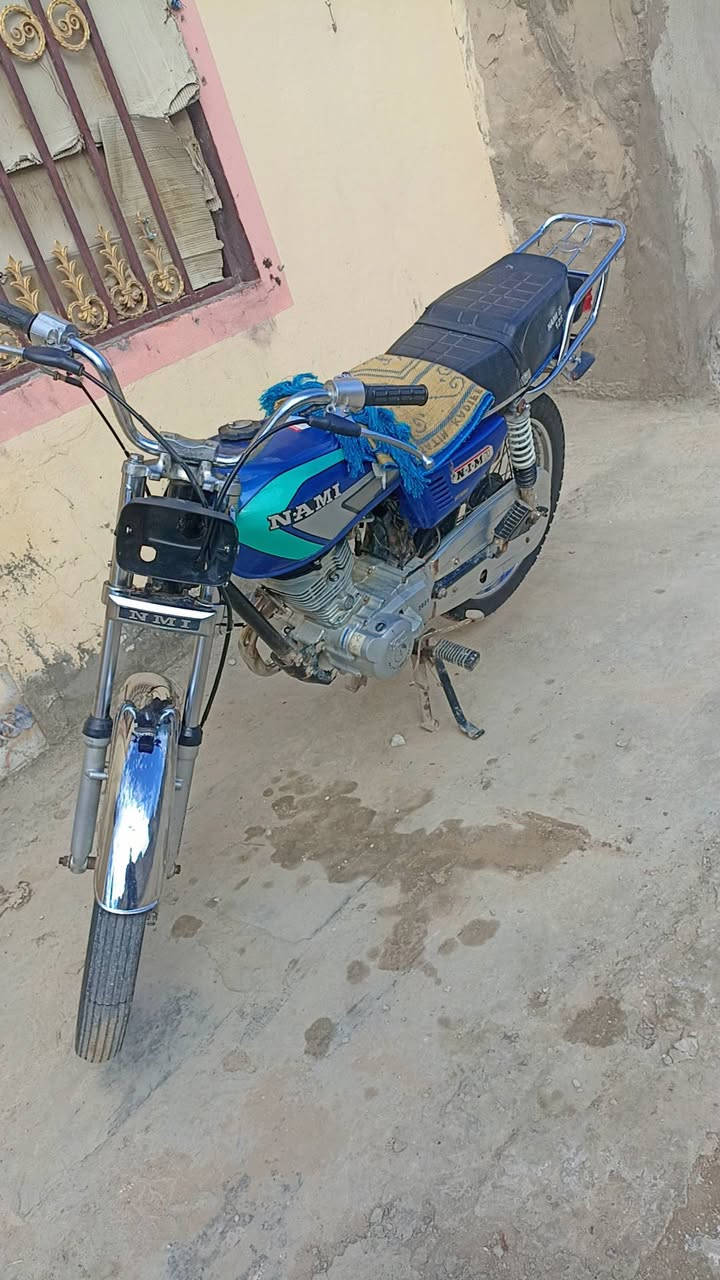 دراجه كلك للبيع السعر 300 بيه مجال قليل حك جيه رقمي ***********
