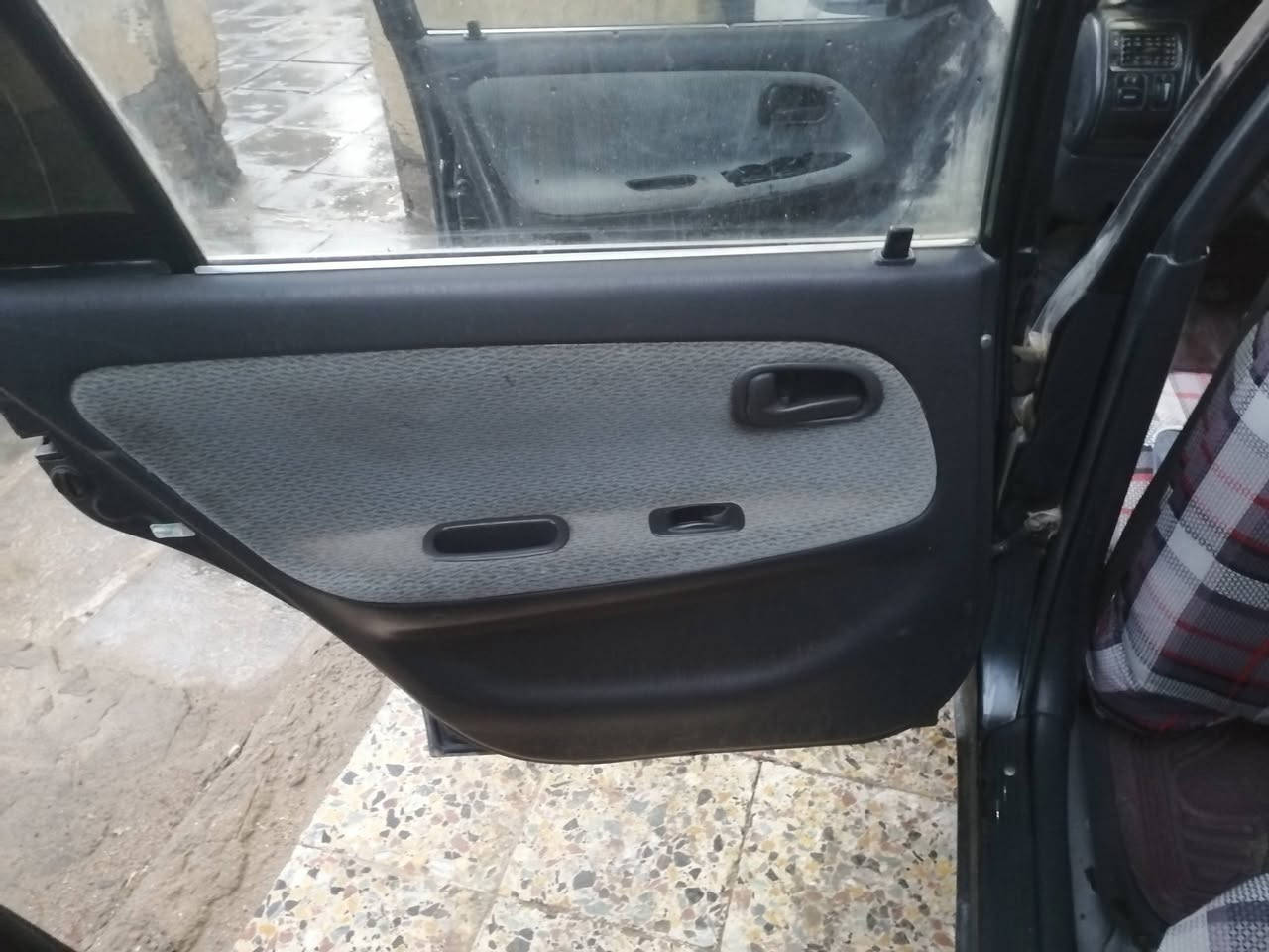 كورله للبيع مديل 92 مكينه وكير نضاف تبريد شغال ثلج رقم انكليزي سنويه2030 صاحبه يمي يريد مداور مكان ناصريه ناحيه الفضليه كهربايات كله شغاله من الطول للطول  سياره بيه ضربه بتكمه اكفلك عيب شرعي واصوليات والباقي شوف العين  سعرها 38 وبيه مجال قليل حك الجيه وهاذ. رقمي ***********
