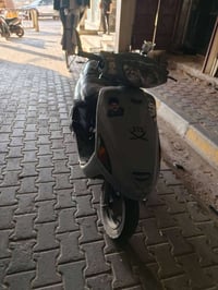 فراشه • نضيفه • باتري يحتاج شحن