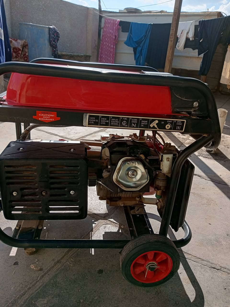 مولده 30 امبير مستخدمه شيء قليل للبيع ***********
