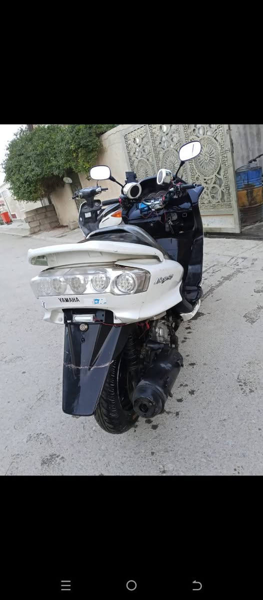 ياالله السلام عليكم دراجه ماجسته دبل رون نضيفه شوفه عينكم السعر 
550 وبيها مجال 
مكان ديالى خالص 
الرقم ***********
