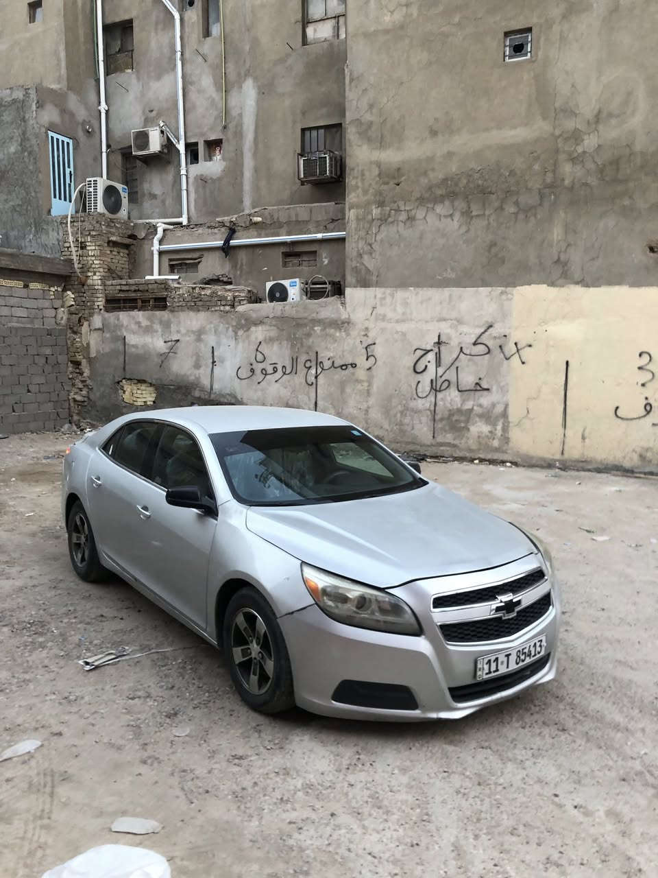 السلام عليكم
للبيع شباب ماليبو 2015 وارد امريكي 
رقم بغداد باسمي تحويل ثاني يوم
الهزة ممنتهية و السنوية 2029
كير و مكينه جديدات شرط ع الفحص 
السيارة نصبتها حلوه و تخبل مابيها اي نقص تشغل وتمشي وين متريد ترايك منانه لعمان 
مكاني بغداد 
رقم التلفون : ***********
السعر : 84 ورقه و بيها مجال للشراي
