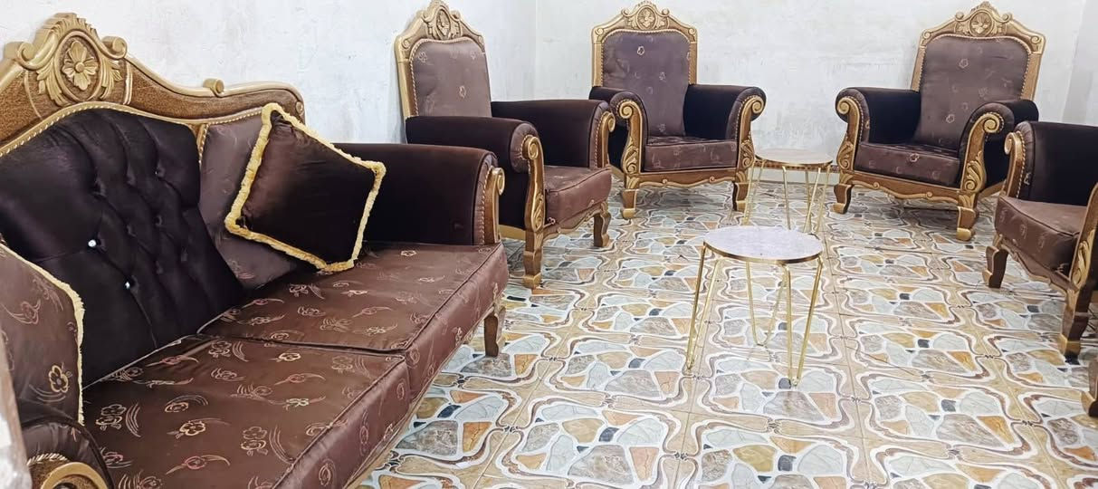 تخم زان تركي درجه اوله ستعمال قليل 10 مقاعد قليل نضيف جدن اسعر 375 اي ضرر مابي *********** لعنوان كربلاء بدايت امن اداخلي + كوشات يوجد توصيل
