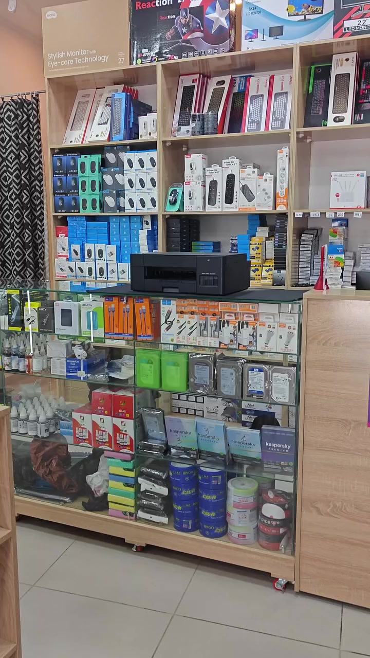 🖨️ طابعة T420 بحالة شبه جديدة للبيع

طابعة قوية ومناسبة للمكاتب، المطابع، والمهندسين.
الطابعة في حالة شبه جديدة وتعمل بكفاءة عالية.

✨ المواصفات:

خادمة 9 أوراق

جودة طباعة ممتازة

استعمال خفيف

مجرّبة وتخدم بدون أي مشاكل

مناسبة للمخططات والوثائق الكبيرة

💰 السعر: 42,500 دج فقط

📍 جاهزة للاستعمال
📩 للمهتمين، التواصل في الخاص


**إذا كنت صاحب هذا الإعلان وتريد حذفه لأي سبب، رجاءا أرسل رسالة إلى الدعم الفني**
