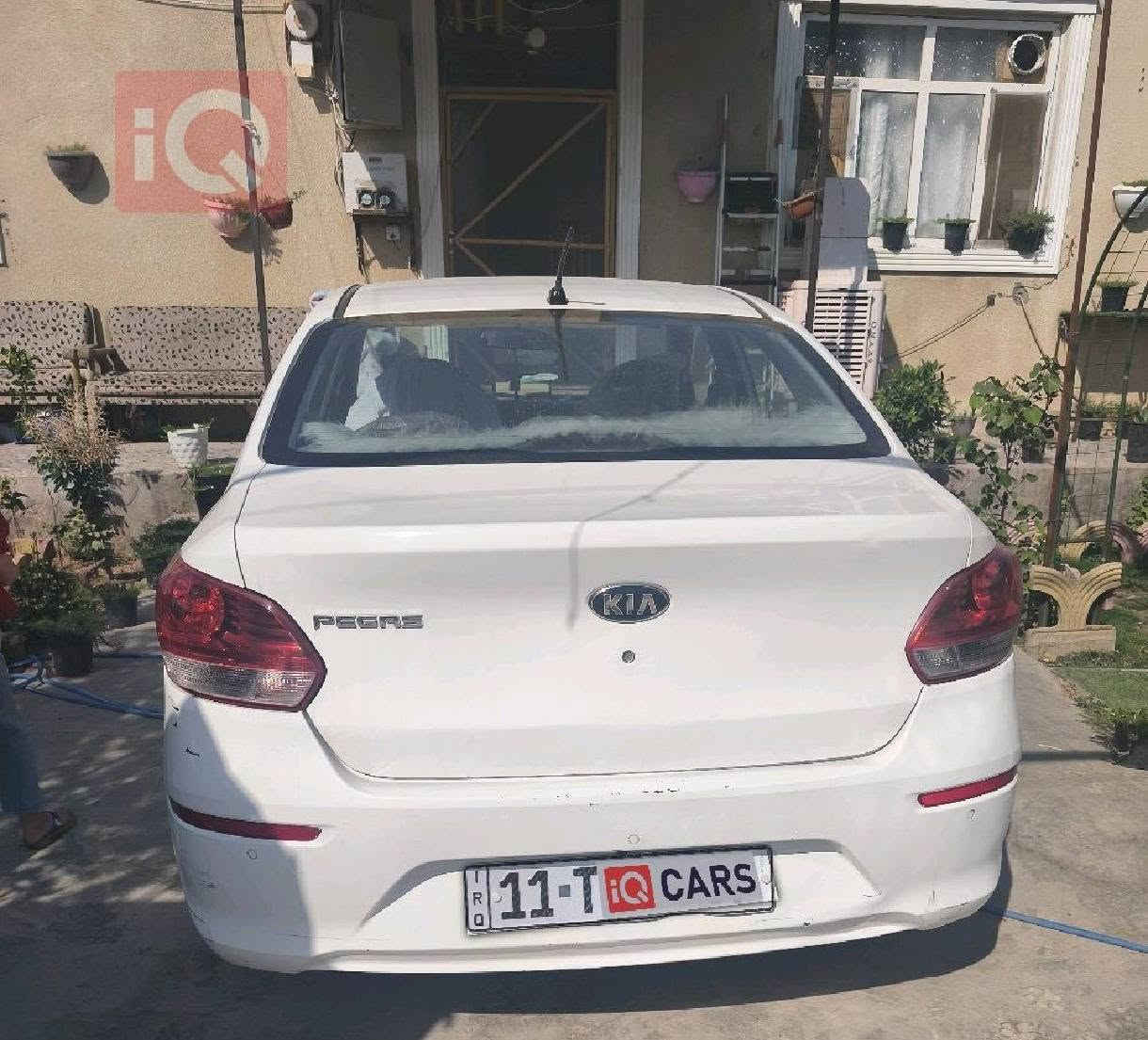 السلام عليكم
كيا بيگاس موديل 2020 خليجي
 ماشيه 85 
بيها 5 قطع صبغ بدون معجون
 اثر شخوط و بابين بارد بيها جهة عكس السايق 
السياره نظيفه جدا گير و مكينه و حداديه
شاشه بيها وكامره خلفيه و تحكم ستيرن و تبريد فول فول و  اقتصاديه جدا 
رقم بغداد 
السعر  90 و بيها مجال 
للتواصل ***********
