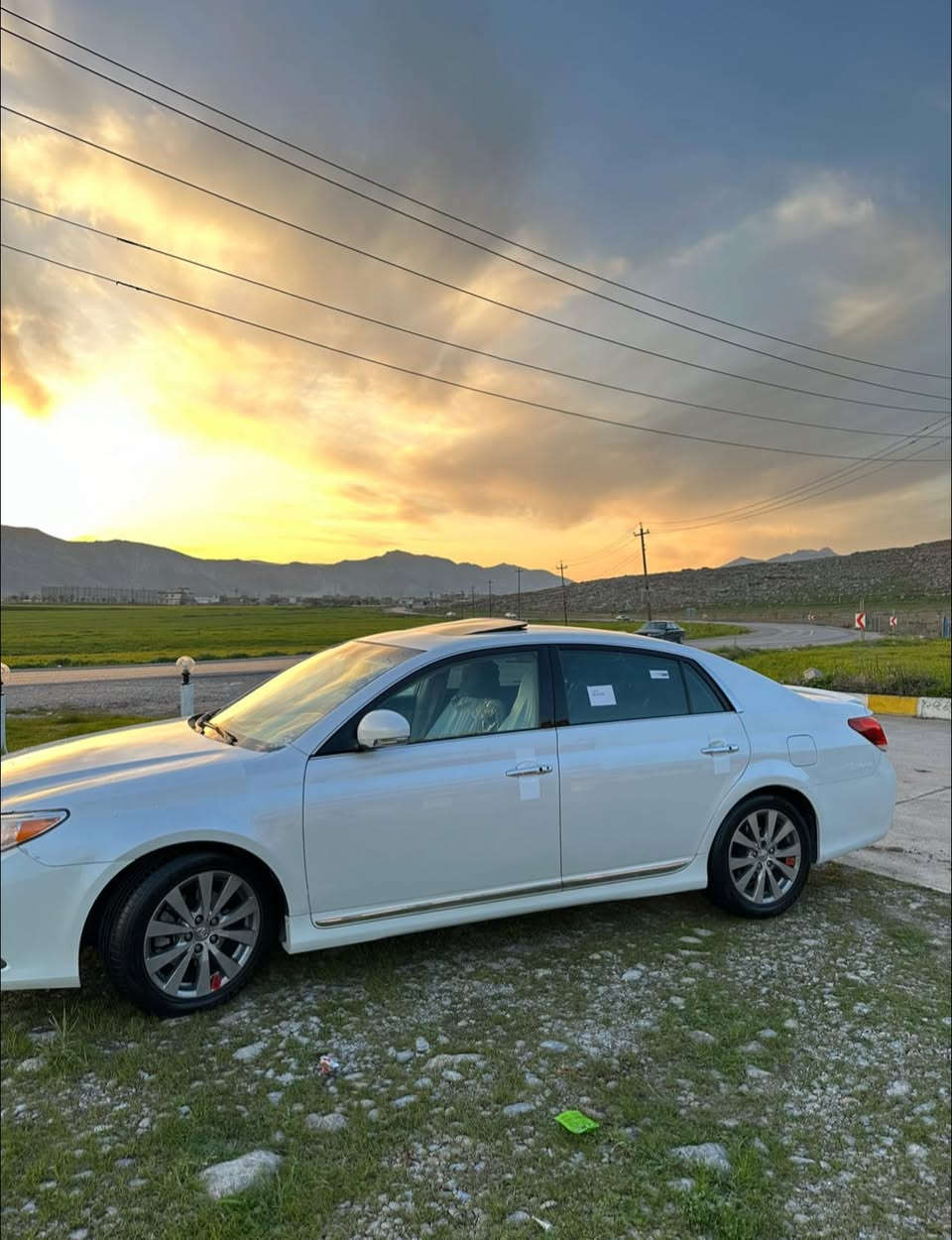 تویاتا ئەڤەلۆن ٢٠١١خلیجی لیمتید
سەرەتا بە ناوی خوای گەورەم ماشلا لە ماڵی هەموو لایەک 
تویاتا ئەڤەلۆن خلیجی فوول مواسفاتی لیمتیدید 
(بۆیاخ ئەستور )یەک شوینی هەڵنەداوە
سلایت،بەسمە ، پەردە
کوشن ساردو گەرم کوشن خەزن ناو زەرد جلد
حاسە ،کامیرا،تەحدید سورعە
گیر و مەکینە بەشەرت 
نە کرانەوە نە بوخار نە دەنگ 
رۆنی تازە گۆراوە 
هایدرۆلیک تازە گۆرە 
تاقم پلاکو نۆزل تازە گۆرەوا
پاتری تازە گۆرەوە
سەنەوی رەقەمی تازەیە
یەک بست بۆیاخە سەر هیلالی دواوە 
دوسئ پدر پیوە بەس بە چاو دیار نیە 
هەیکەلی زۆر جوانە پئ قوپاو بئ ساردە

*********** whats app , viber
