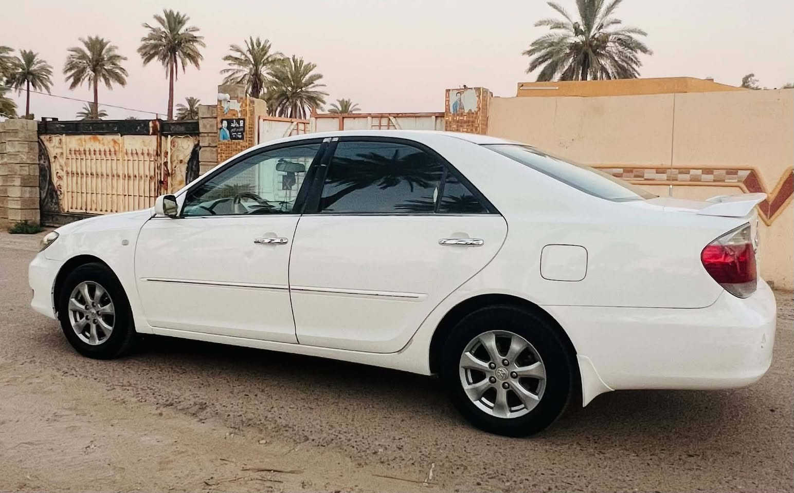 السلام عليكم للبيع كامري 2006خليجي محرك 4 سلندر رقم دهوك دولي تحويل مباشرة ثاني يوم سياره مكفولة من الضرر والصبغ فقط الهلال الخلفي شرط والباقي كفاله عامه جاهزه على آخر حبايه ماتخلي عليه مصرف ربع السعر 108وبيه مجال الشراي مكان السيارة صلاح الدين الضلوعية بلد معلومات أكثر إتصل***********
