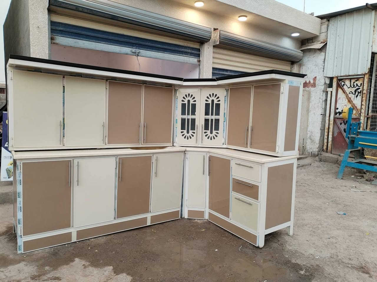 سلام عليكم كاونتر ألمنيوم مستعمل نظيف جدا جدا جدا

العنوان الحصوه الحولي مقابل جمعية كلشي وكلاشي

رقم الهاتف ***********
