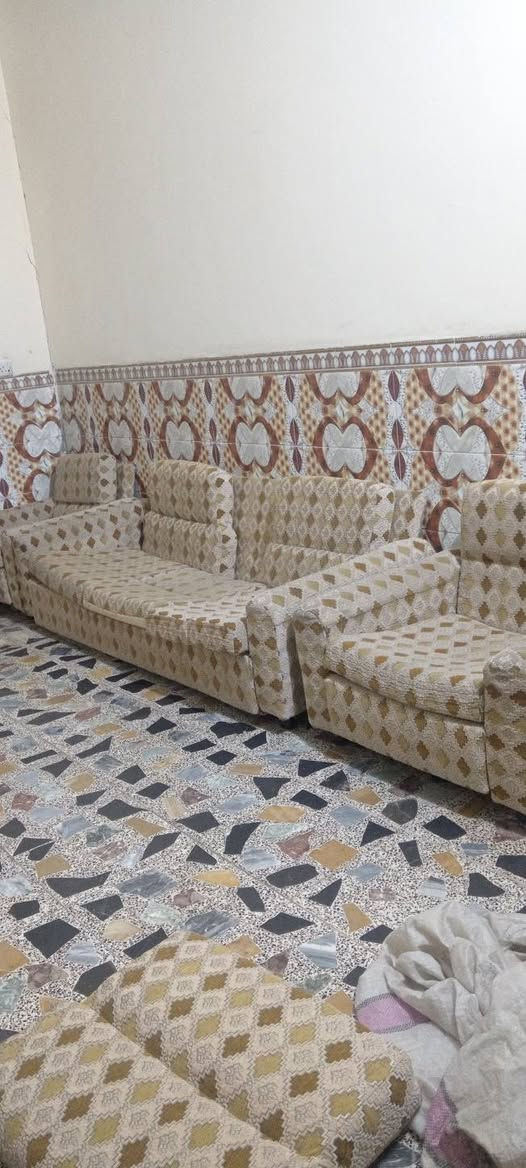 للبيع سعر 60 مكان بغداد مدينة الصدر

***********
