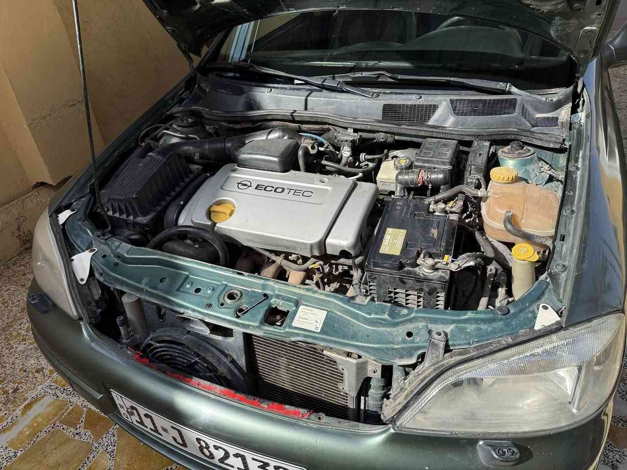 استرا 2002
صبغ عام  صور قبل الصبغ موجودة طختها جاملغ خلفي السيارة جاهزة عدا التبريد بدلت كمبريسر جديد وبعد ماشحنت غاز
سعرها 55ورقة هزة جديدة محرك 16حاوية گير عادي تخم تاير وبطارية

مكان السيارة الأنبار هيت***********
