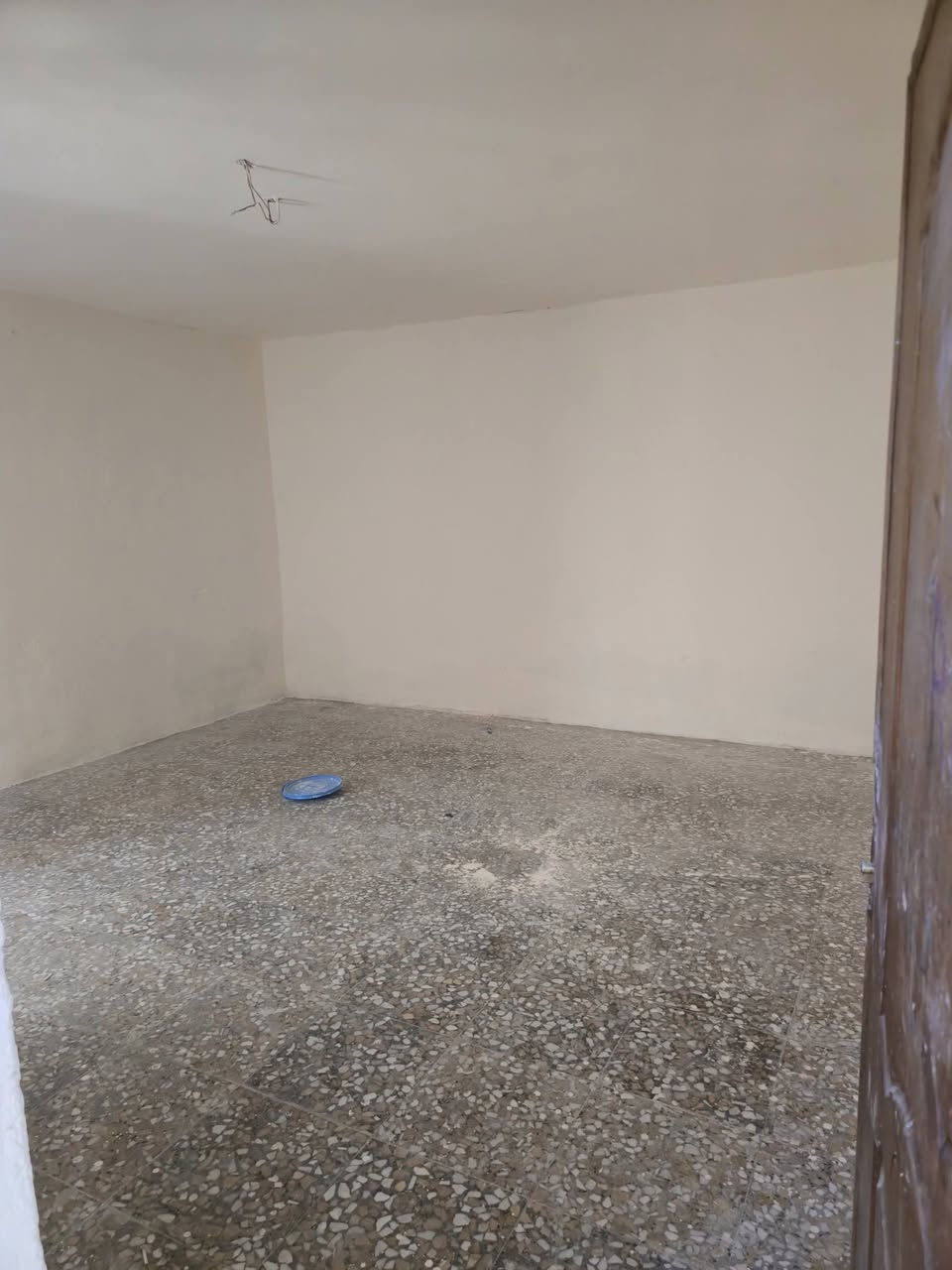 بيت ومشتمل بالحسينيه للبيع
طابو صرف
مساحه ١٥٠
مكان بال٥٠٠٠
طباق واحد
بيت ومشتمل ٥ غرف
مطبخ ٢
حمامين
كراج
للتواصل على الرقم ***********
(ملاحظه (ما اقبل اقساط او على المصرف
