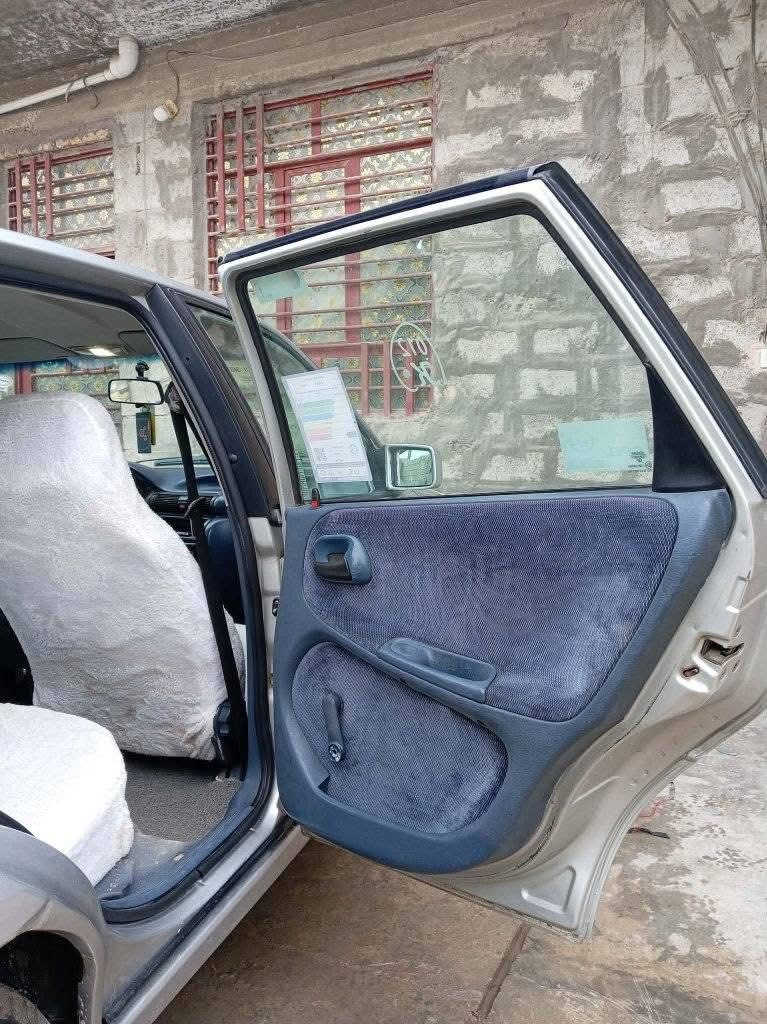 السلام عليكم استرا للبيع محرك سني قبغ اسود سياره تبريدتخم تاير  صبغ عام صدر امامي خلفي جديد رقم اربيل شرط تحويل موديل 1993 مكاني سامراء السعر 48 وبيها مجال اتصل وتدلل***********
