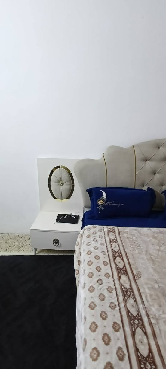 هلاو
#للبيـــــــــــع #صعدو_منشور_حتئ_يصلكم_كلشي_جديد
#غرفه تركيه نضيفه
سبع قطع نضيفه مابيها عيب
 سعر 400 بيها مجال العنوان موصل حي المحاربين


**إذا كنت صاحب هذا الإعلان وتريد حذفه لأي سبب، رجاءا أرسل رسالة إلى الدعم الفني**