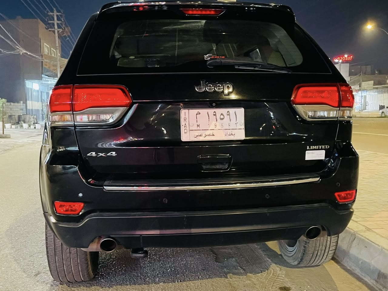 السلام عليكم ورحمة الله وبركاته . جيب (لمتد) 2014خليجي مكفوله كفاله عامه فوول مواصفات لون اسود بنورامه حساسات اماميه و خلفيه گيرموس تدفئه كشنات امامي خلفي شاشه كبير جنطه كهرباء تشغيل ع بعد ٣بصمات جگات خلفي امامي تحكم ستيرن خلفي امامي تدفئه ستيرن كشنات جلد ويلكب ٢٠ تخم تاير جديدلايت زنون اصل رقم بغداد مشروع وطني بأسمي .
السياره ب واقع احله من الصوره 
السعر٢٣٠
رقم صاحب السياره ***********
مكان السياره كربلاء
