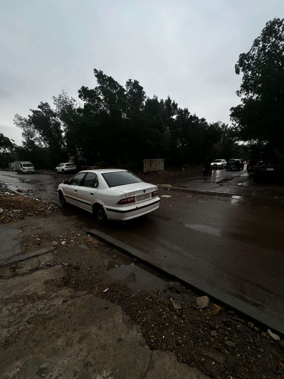 سلام عليكم سمند للبيع مديل ٢٠١١  رقم جديد مصفر هيئه وغرامات ٠٧٨٣ ٨٥٤ ٧٩٤٤
