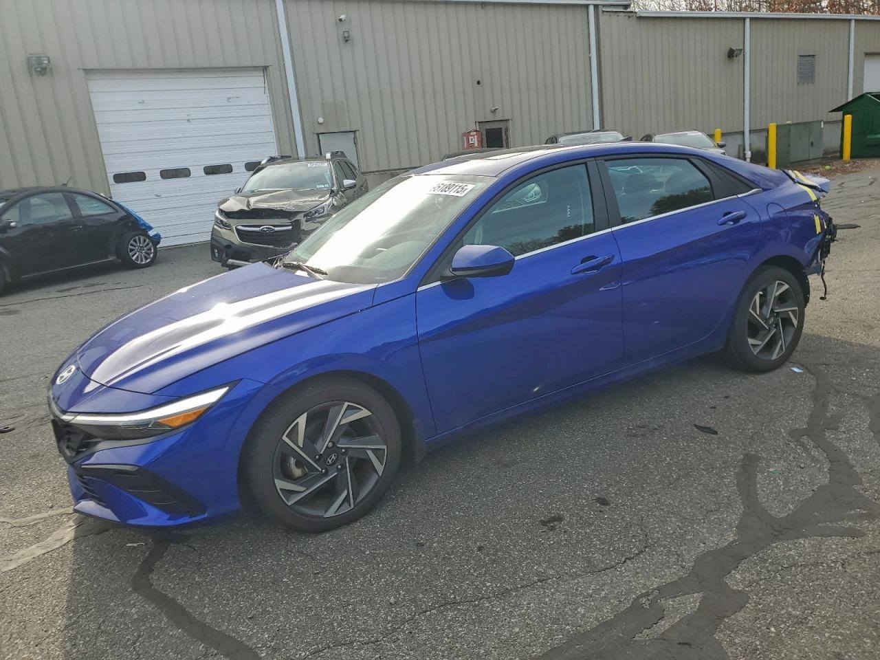 سلام عليكم هونداي ألانترة 2024 
ماشيه 19كليو 
مواصفات فتحه 
هواي بيه مواصفات 
موعد الوصول إلى ميناء العقبه /4/8
 التواصل ***********
مكان بغداد الدورة
