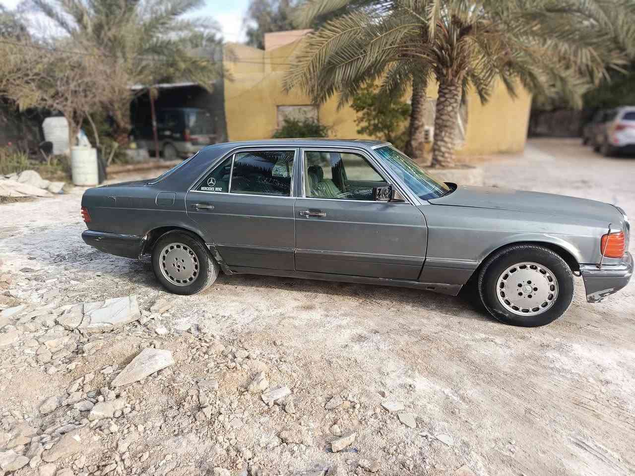 السلام عليكم
مارسدس مديل88 بنز رقم يغداد الماني محور  VVTI3000
 تبريد شغال كشنات  كهربائي  فتحه. جام كهربائي 
مصبوغه عام  
مكان السياره كربلاء 
السعر45 وبيها مجال 
الرقم ***********
