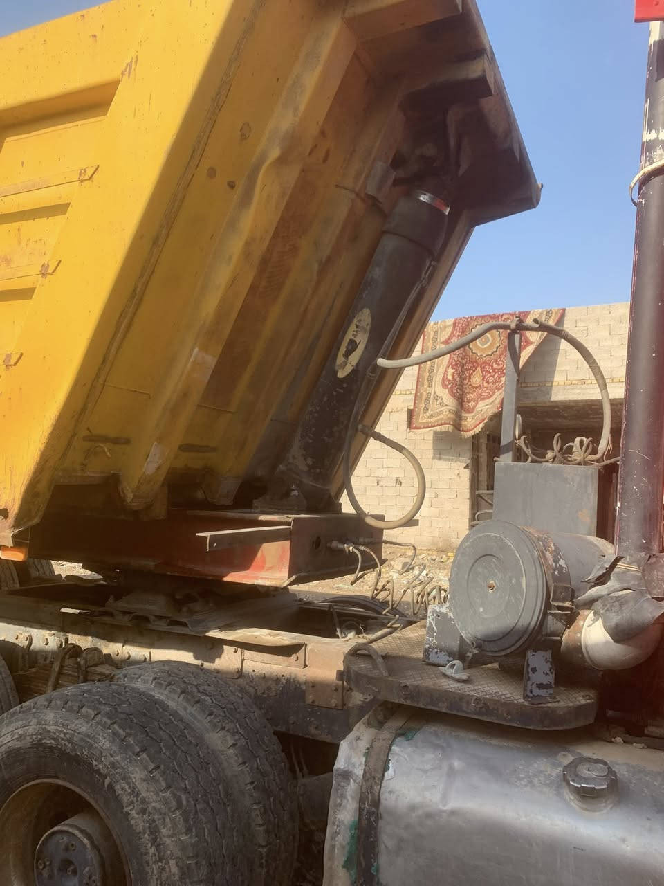 سلام عليكم نسافاسكانيه.رقم انكليزي مربوطه مكينه ١٤٣/٨. عربانه ٤محور امسجل بل السنويه رقم الهاتف ***********
