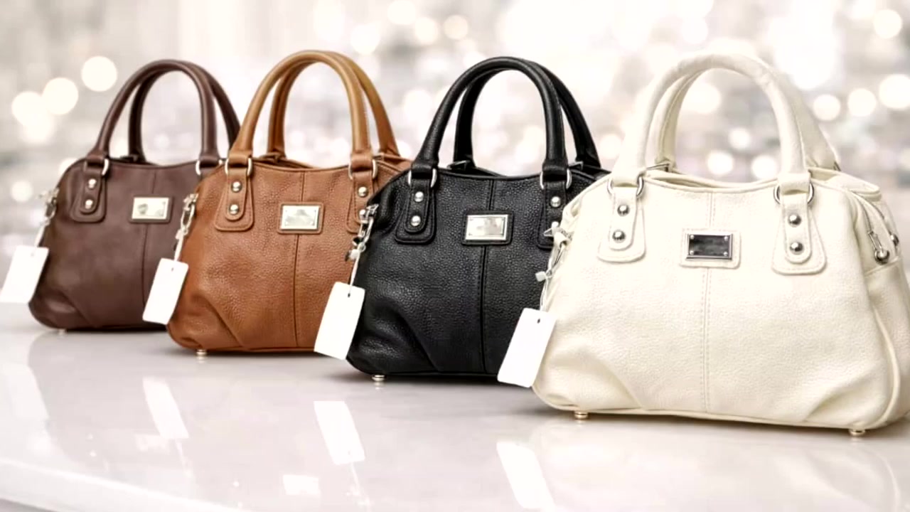 البضاعة جاهزة لشحن وجملة مع الجديد في وقت قريب 👇👜
🤩🤩🤩 صيني وطني 
#حقائب #أبو #أسامة 
#جملة #مفرق 
#دمشق #الحميدية #بعد #بكداش 
رقم #محل (236)
#تواصل  والاستفسار0999106622📲 0980719086


**إذا كنت صاحب هذا الإعلان وتريد حذفه لأي سبب، رجاءا أرسل رسالة إلى الدعم الفني**