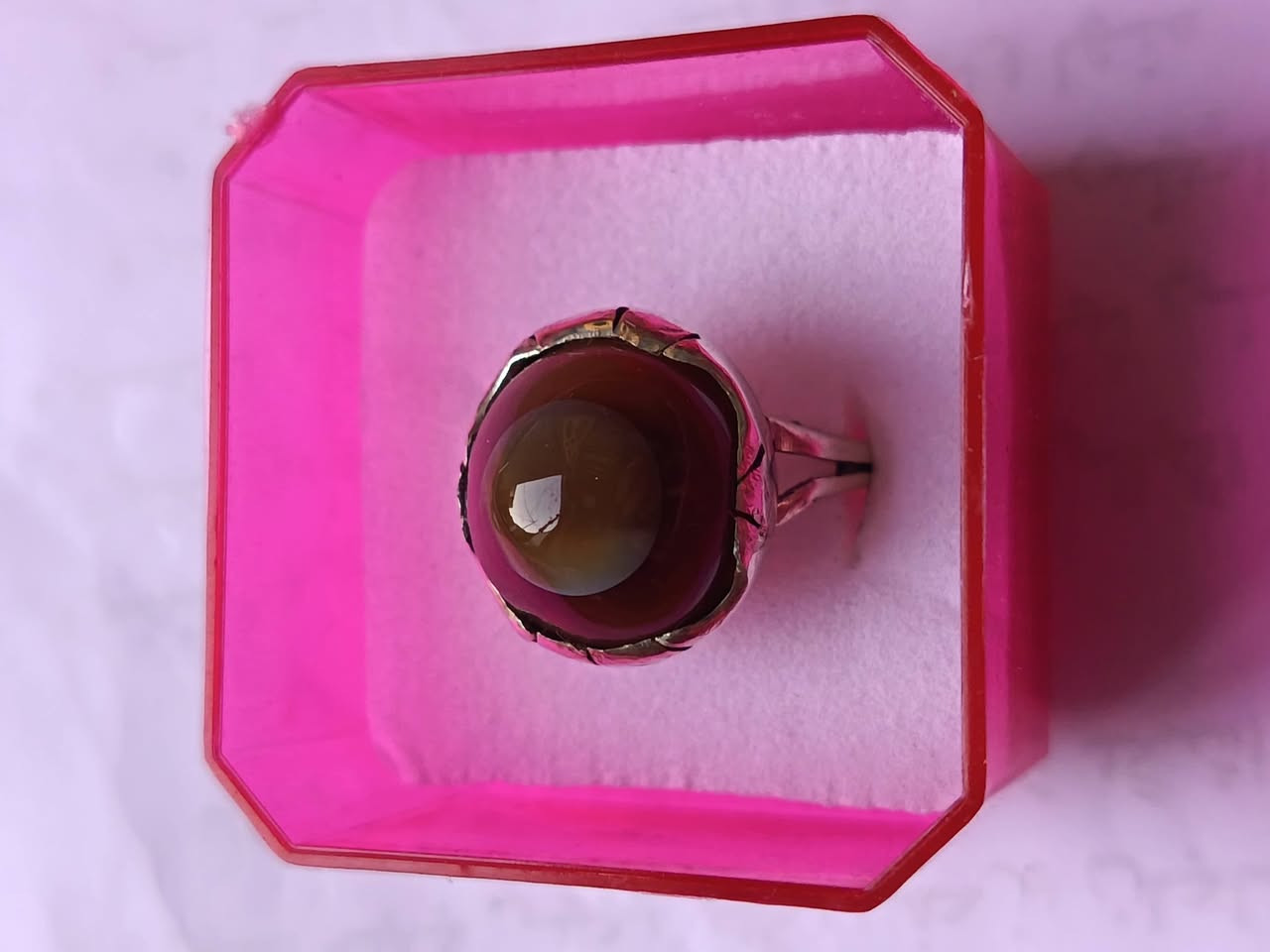 اللهم صل على محمد وآل محمد الطيبين الطاهرين
تحف من العقيق الكرزي والجزع والبقري وشرف الشمس
مع مسبحة ١٠١ مع أسوار
حجر مبارك طبيعي وصياغات ثقيلة ومتوسطة وخفيفة
شلعة كلهن ينباعن سوا
ليحب يسوم وينطي بيهن سعر
يتفضل خاص او واتساب ***********
وان شاء الله نكون بخدمتة
