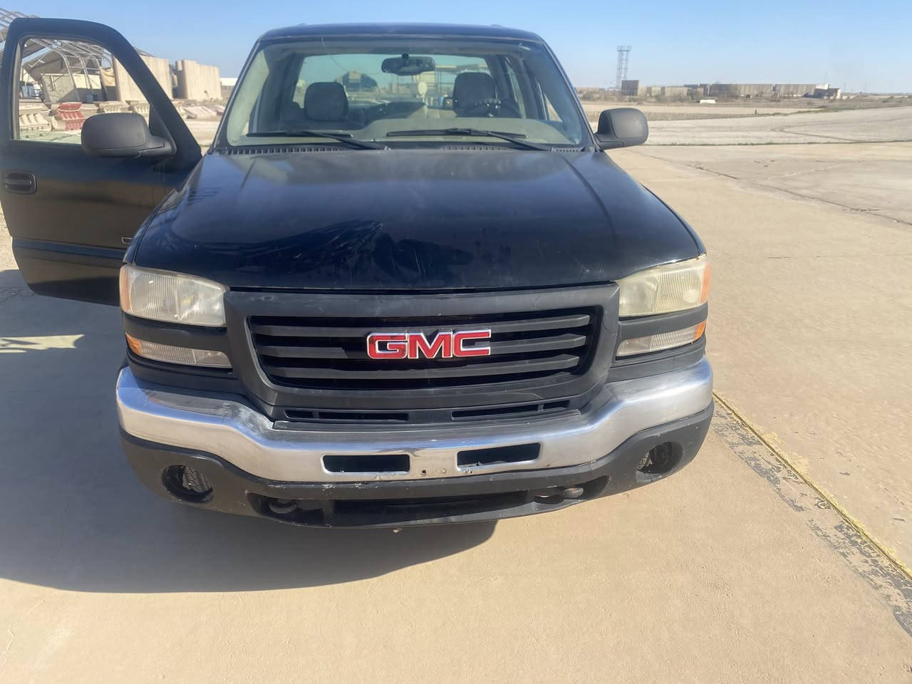 جمسي سييرا 2006
سيارة مزاد وزارة الداخليه
معمره كامله مصبوغه فرن بدون بوليش
 مكينه 8 سلندر 6000  كير كفاله 
تدفئه تبريد منضومه زنون 
شاشه كامره حداديه تخم تاير جديد
مكان السياره الناصريه 
مكلف بالنشر 
للتواصل ***********
سعر السياره 65 ورقه وبيها مجال
