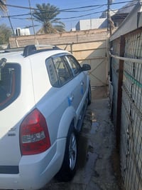 توكسان • ٢٠٠٩ • مكفولة