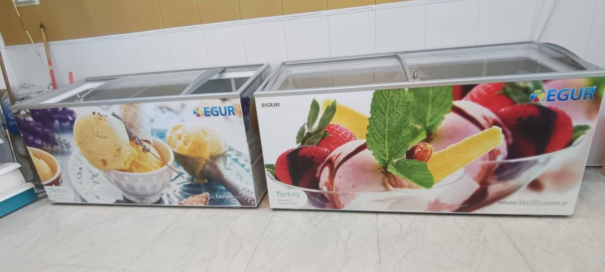 مجمدات للبيع  مع رفوف 
للاستفسار اتصال على الرقم اومراسلة واتس اب***********
