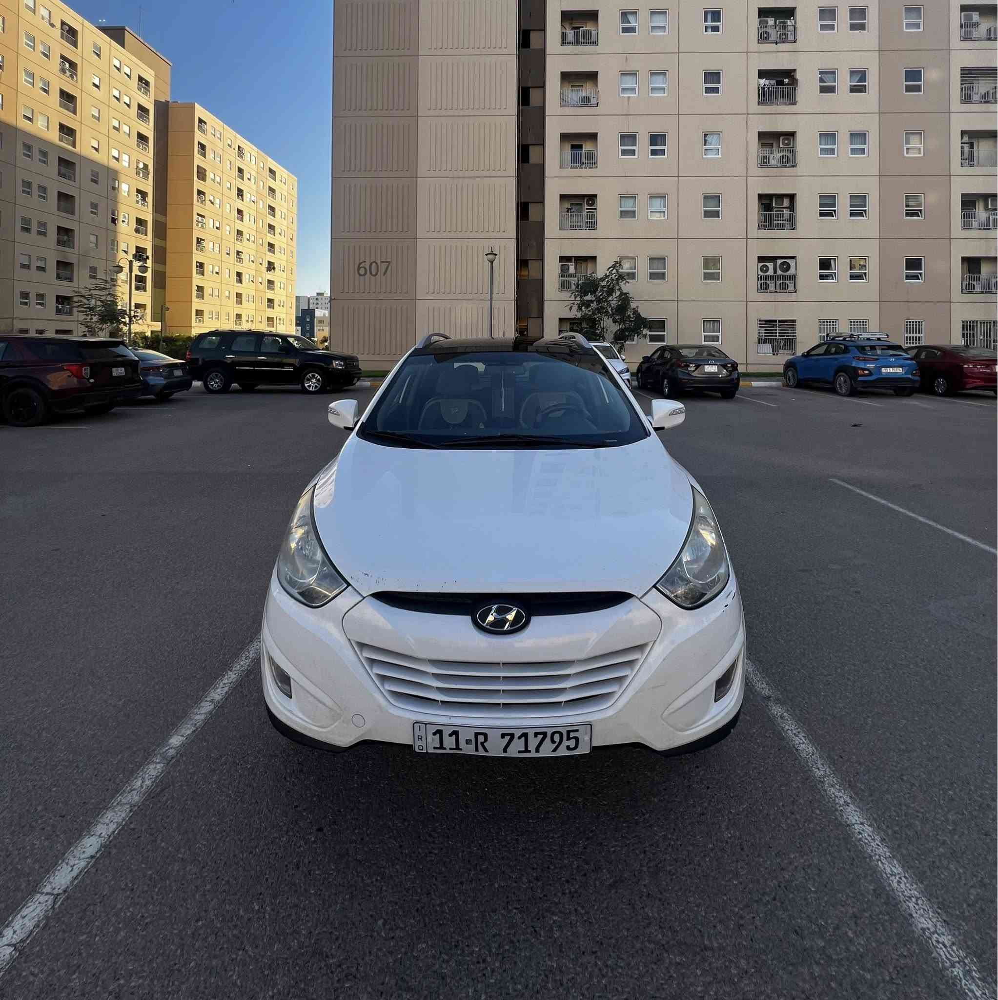 هيونداي توكسان
Hyundai Tucson
 2014 – خليجي 
المحرك: 4 سلندر 2000cc  رقم بغداد بأسمي، سنوية 2030 
العداد: 132,000 كم بدون صبغ، سونار موجود 
محرك وگير ممتاز
شاشة، كاميرا خلفية، فتحة سقف بانوراما،  حساسات خلفية
تغليف كشنات ، ارضية ، صندوق 
📍 الموقع: بغداد
💰 السعر المطلوب: 157 $
للتواصل 
***********
