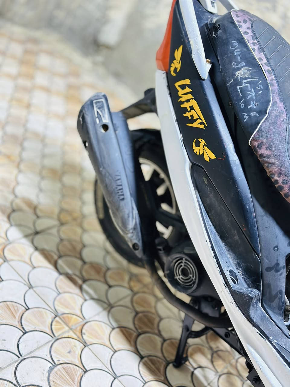 السلام عليكم 
ماكس عدله مكينه 55 كفر بلادد موشم عداد اكتروني  ويل عنكبوت دبل كرزي امامي  بك لايت 4 ولف يدات كشن 4ولفات شوته 4ولفات مكينه شرط هاون تعلك بيد وحده سعرها400  وبيها  مجال 
مكاني حله محاويل رقمي ***********
