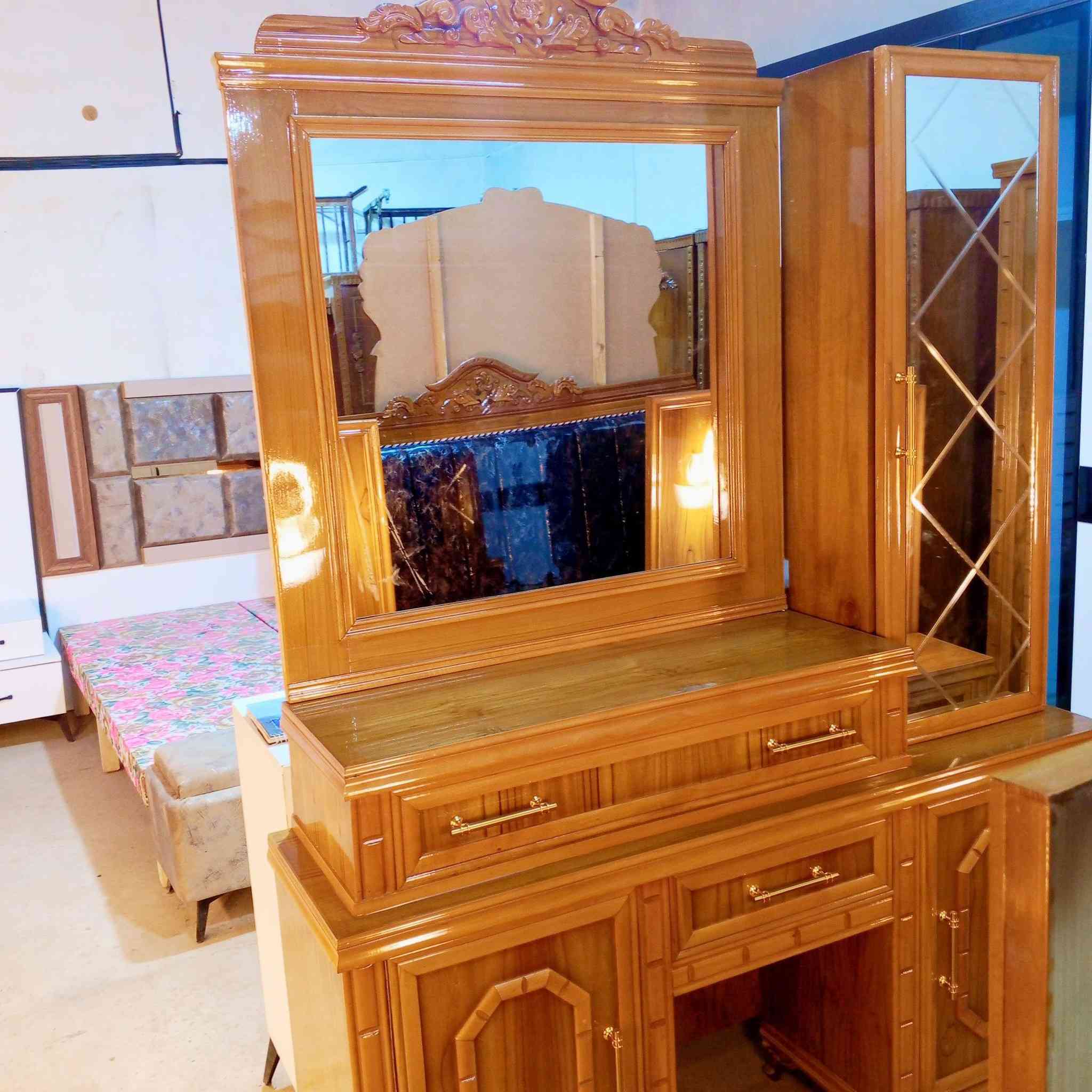 عرض خاص بمناسبة عيد الفطر المبارك إكمال وجبه جديده غرف نوم عراقي فصال تركي شغل عراقي  ضمان شرط 👌
كل باب بوحدو السعر الحالي /////مليون و500الف فقط ويا الشد والنقل لحك او ماتلحك سارع بل حجز العنوان حسنكوي مقابيل اعدادية تلعفر نجارة الأمين للاستفسار ***********
