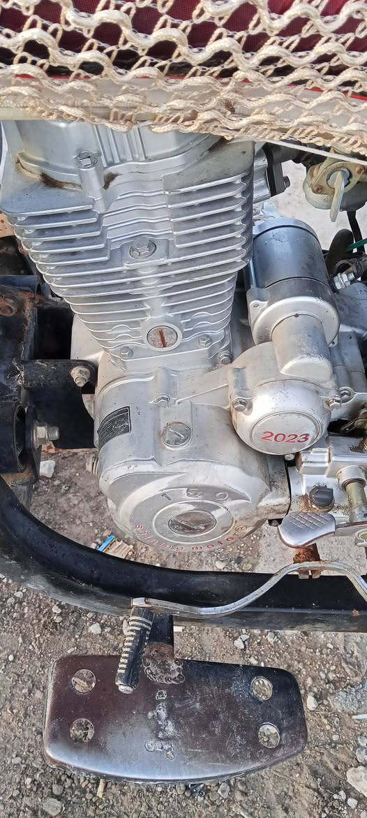 سلام عليكم ستوته موديل 20اوراق كامله وبليته محرك 23مامفتوح بس نمر 3تفلت سعره 1275جلولاء ‏‪0778 342 6830‬‏ مكلف بالنشر اخوان
